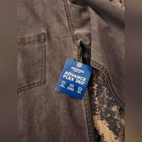 Arizona faded black button down - Picture 4 of 5